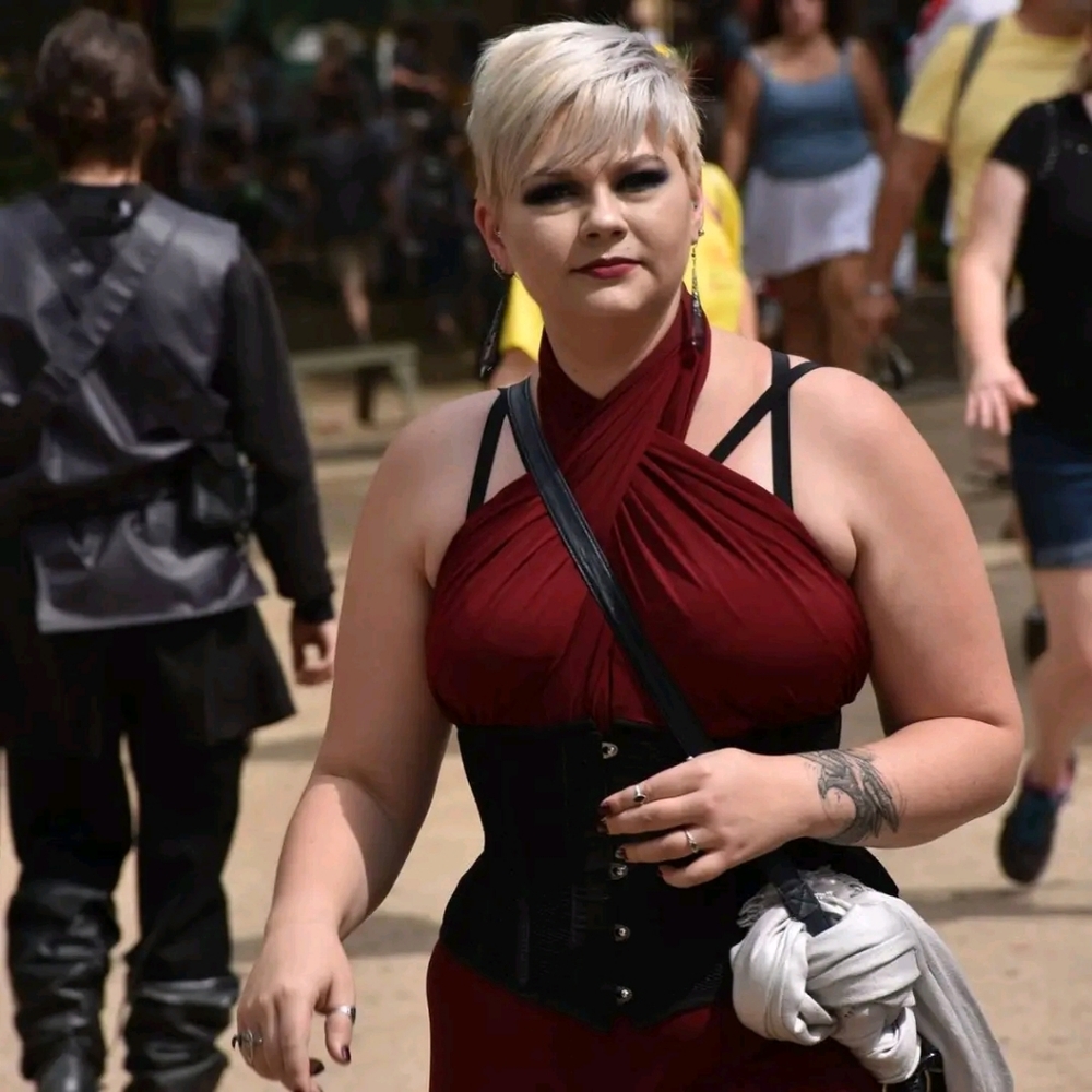 Meet your Posher, Shay